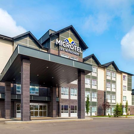 Microtel Inn & Suites By Wyndham Red Deer Kültér fotó
