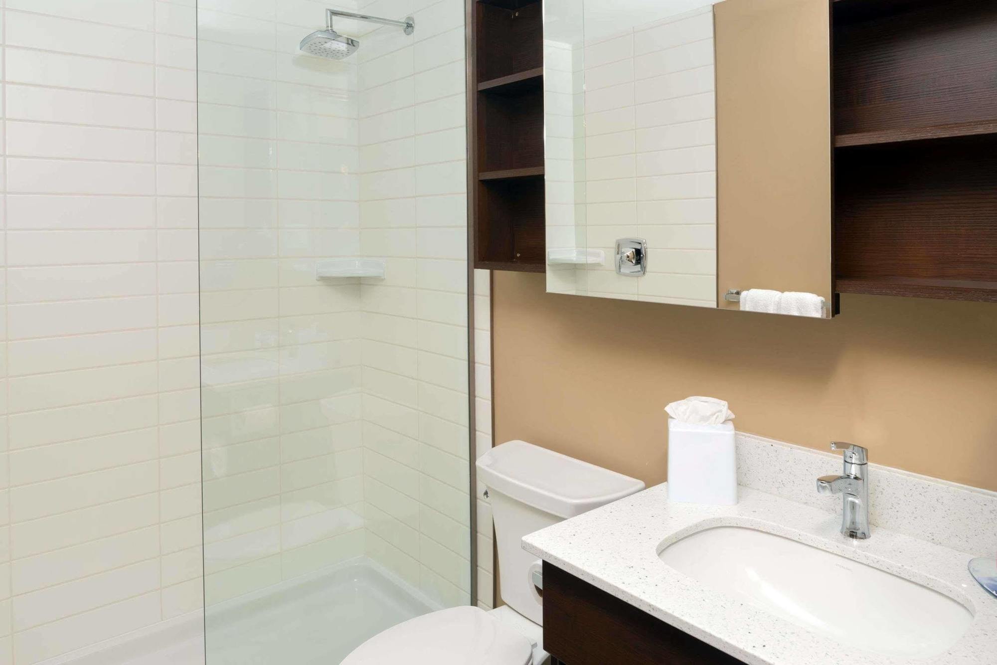 Microtel Inn & Suites By Wyndham Red Deer Kültér fotó