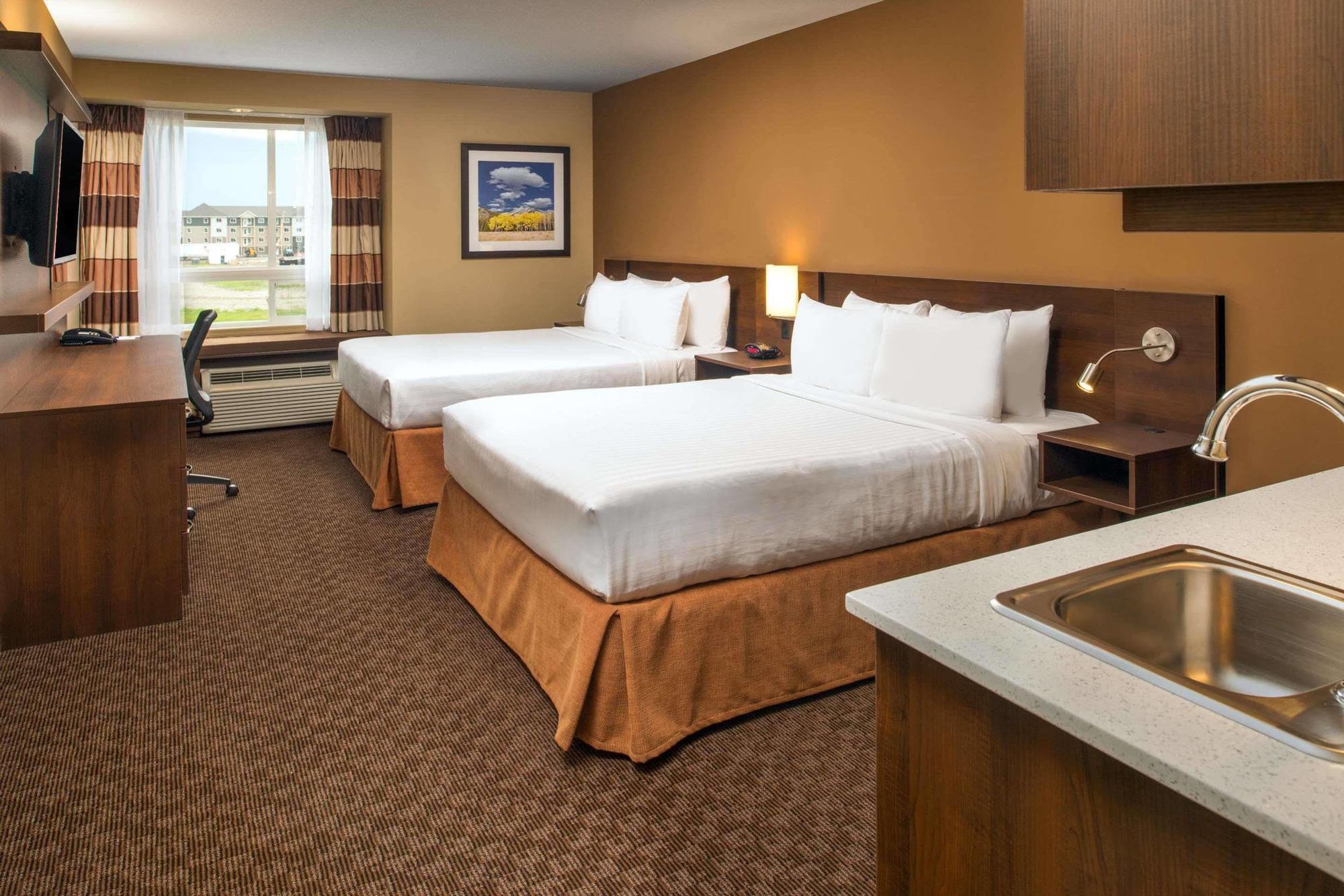 Microtel Inn & Suites By Wyndham Red Deer Kültér fotó